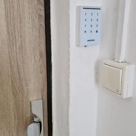 S Jedinecnym Vyhledem *